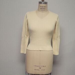 Stoll Women's V-Neck Cream Sweater, Size S